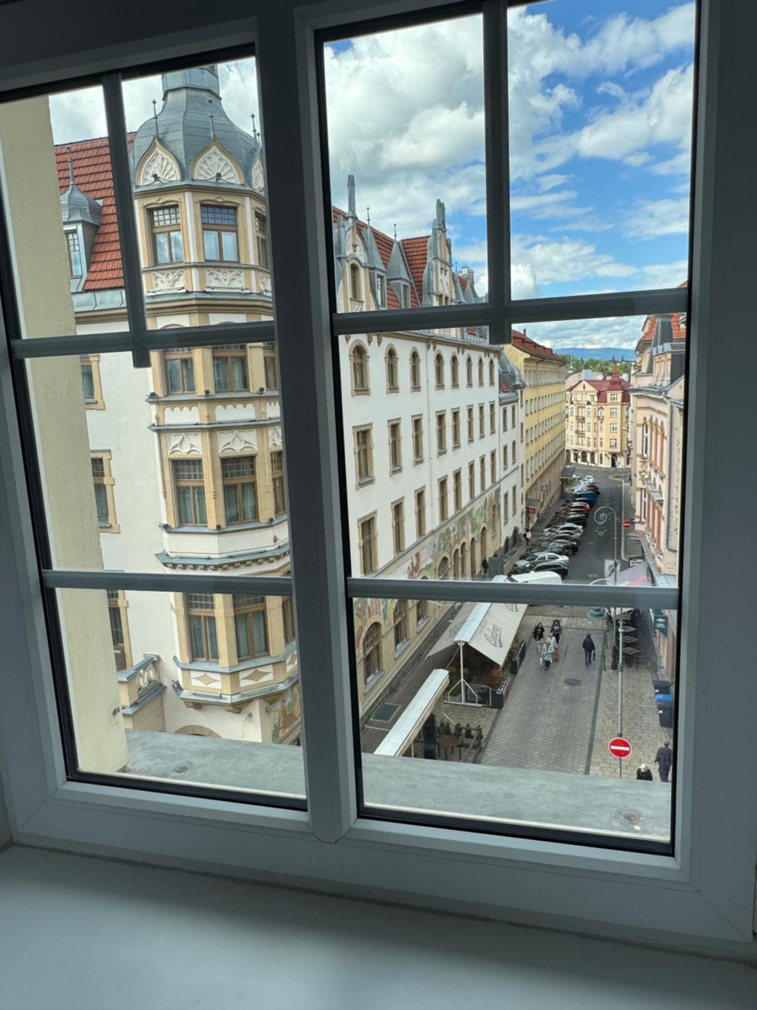 Stylish Centre Apartment Tgm Karlovy Vary Luaran gambar